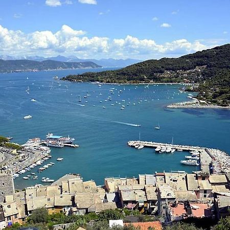 Апартаменти Casa Vacanze Ilaria Ceparana Екстер'єр фото